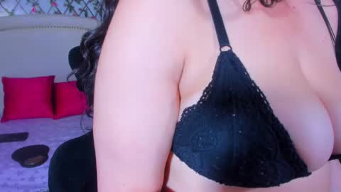 Viollet online show from 01.30.25