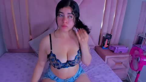 Viollet online show from 02.22.25