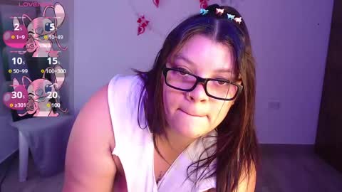 Violeta Candy Follow me I really appreciate it  online show from 02.22.25