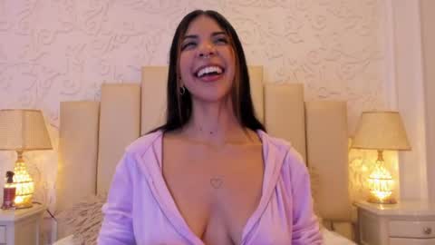 Violeta online show from 06.17.26