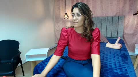 VIOLETA online show from 12.13.24