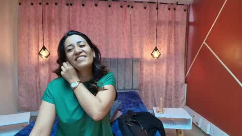 VIOLETA online show from 09.26.25