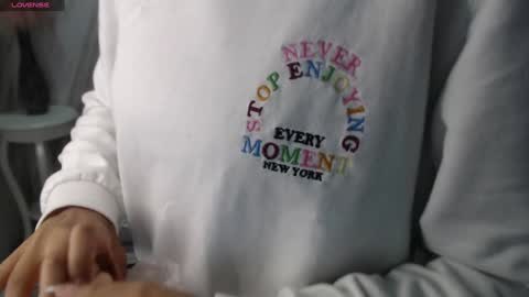 violeth_b online show from 12.04.24