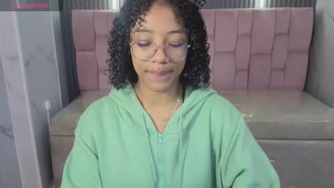 violeth_b online show from 02.05.26