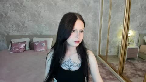 violetharmee online show from 05.09.26