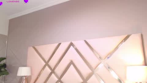 VioletLux online show from 10.16.25