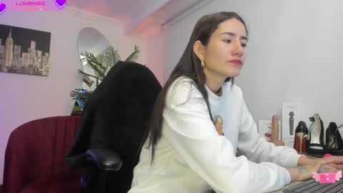 violetparkker online show from 02.17.25
