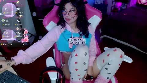   online show from 10.17.25