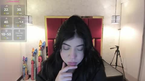 Violeta  online show from 10.12.25