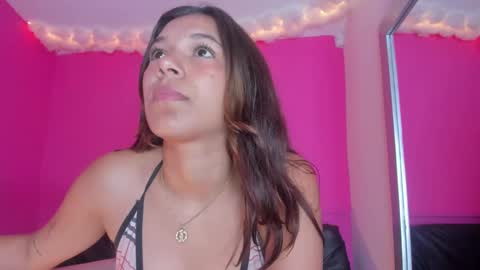 violett_24_ online show from 02.25.25