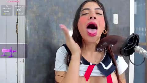 Snapshot of violett_collins_ chatting on 10.26.25 Violett online show from 10.26.25