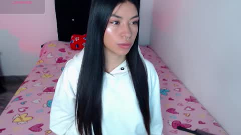 violeta  online show from 09.08.25
