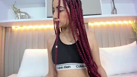 Violett  online show from 09.24.25