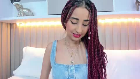 Violett  online show from 10.13.25