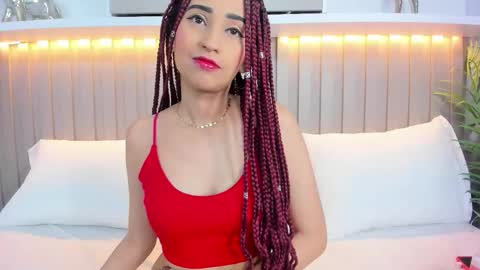 Violett  online show from 10.14.25