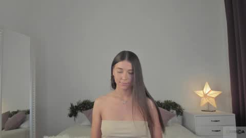 violetta_finch online show from 12.06.24