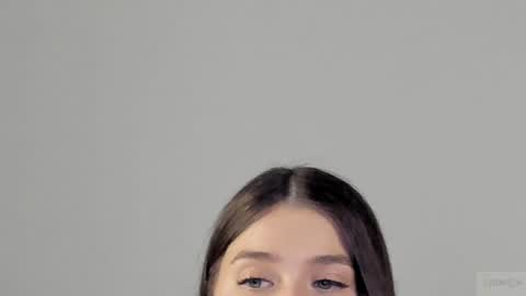 violetta_finch online show from 12.12.24