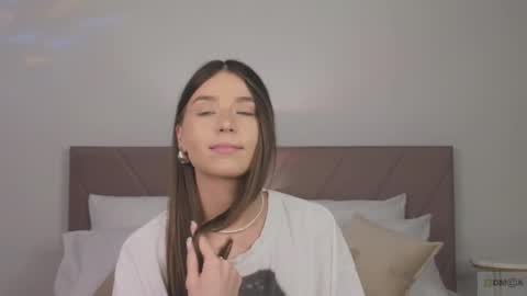 violetta_finch online show from 03.05.25