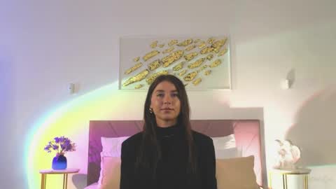 violetta_finch online show from 04.11.26