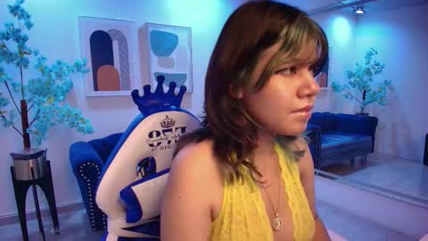 Violetta  online show from 11.05.25