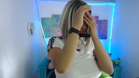 Violeta online show from 02.04.26