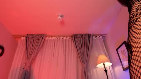 Violetta nur online show from 10.10.25