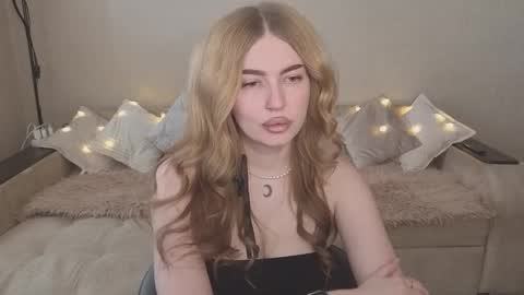 ViolettaOtis online show from 10.09.25