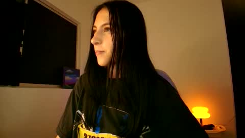 Violetta....Follow me in Twitter... online show from 12.15.25