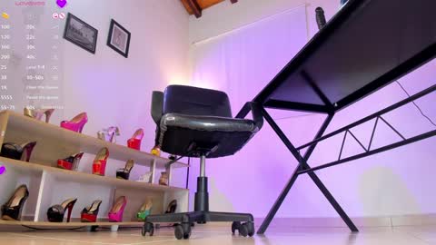 Snapshot of violettastrada chatting on 02.08.25 CALL ME TATIANA online show from 02.08.25