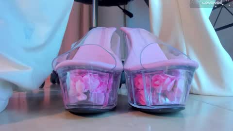 CALL ME TATIANA online show from 11.19.25