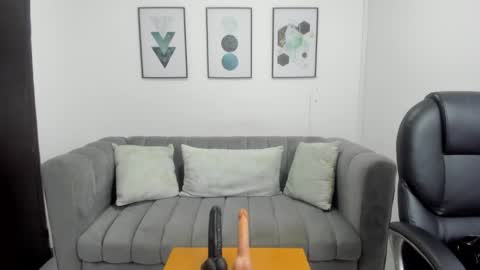 Violetta online show from 10.20.25