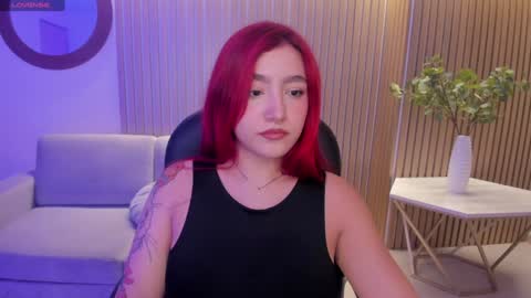Violett Castel online show from 01.11.25