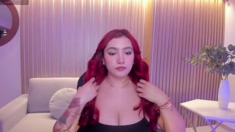 Violett Castel online show from 01.23.25
