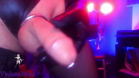 Violette online show from 02.28.25