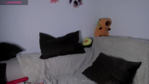 Snapshot of violetteramirez01 chatting on 10.20.25 Violette online show from 10.20.25