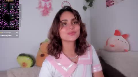 Snapshot of violetteramirez01 chatting on 10.30.25 Violette online show from 10.30.25