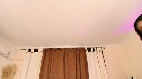 Violett online show from 04.11.26