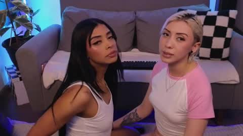 Violet online show from 01.17.26