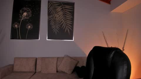 Violett  online show from 09.28.25