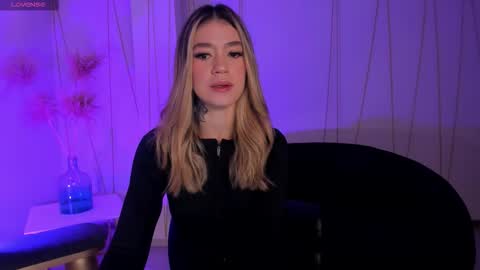 Violett  online show from 01.09.26