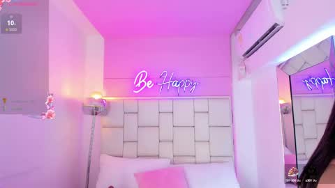 VioletthaRous online show from 02.22.25