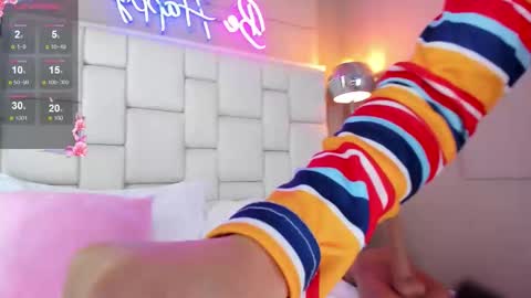 VioletthaRous online show from 11.06.25