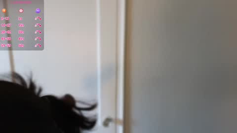 Snapshot of violetwinter666 chatting on 09.14.25 Violet Winter  indie sleaze goth girl next door online show from 09.14.25