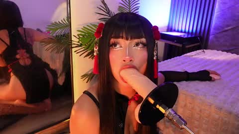 viollettebylyly online show from 05.28.26