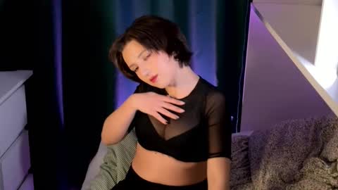 Snapshot of vireiax chatting on 03.12.26 Vireia online show from 03.12.26