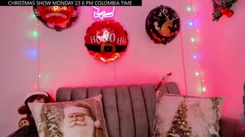 Snapshot of virgiwilk chatting on 12.21.24 Jane online show from 12.21.24
