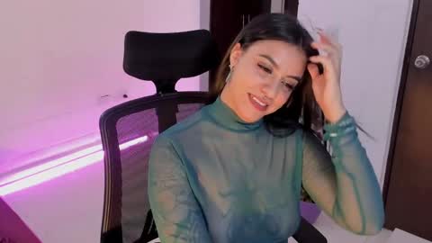 Lu online show from 01.23.25