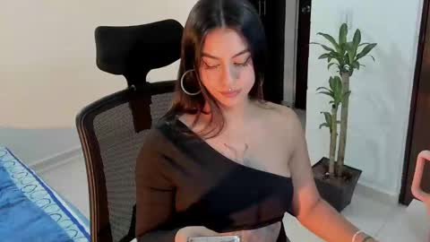 Lu online show from 02.19.25