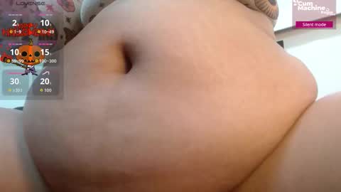 Snapshot of virtual_charm chatting on 10.15.25 Sofia online show from 10.15.25