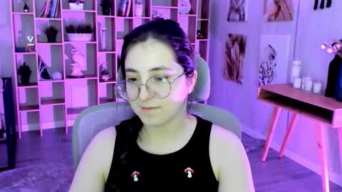 your love online show from 11.05.25